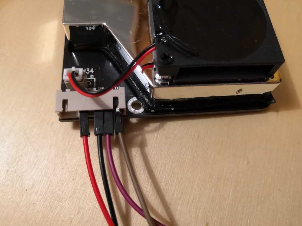 Feinstaubsensor Anschlüsse